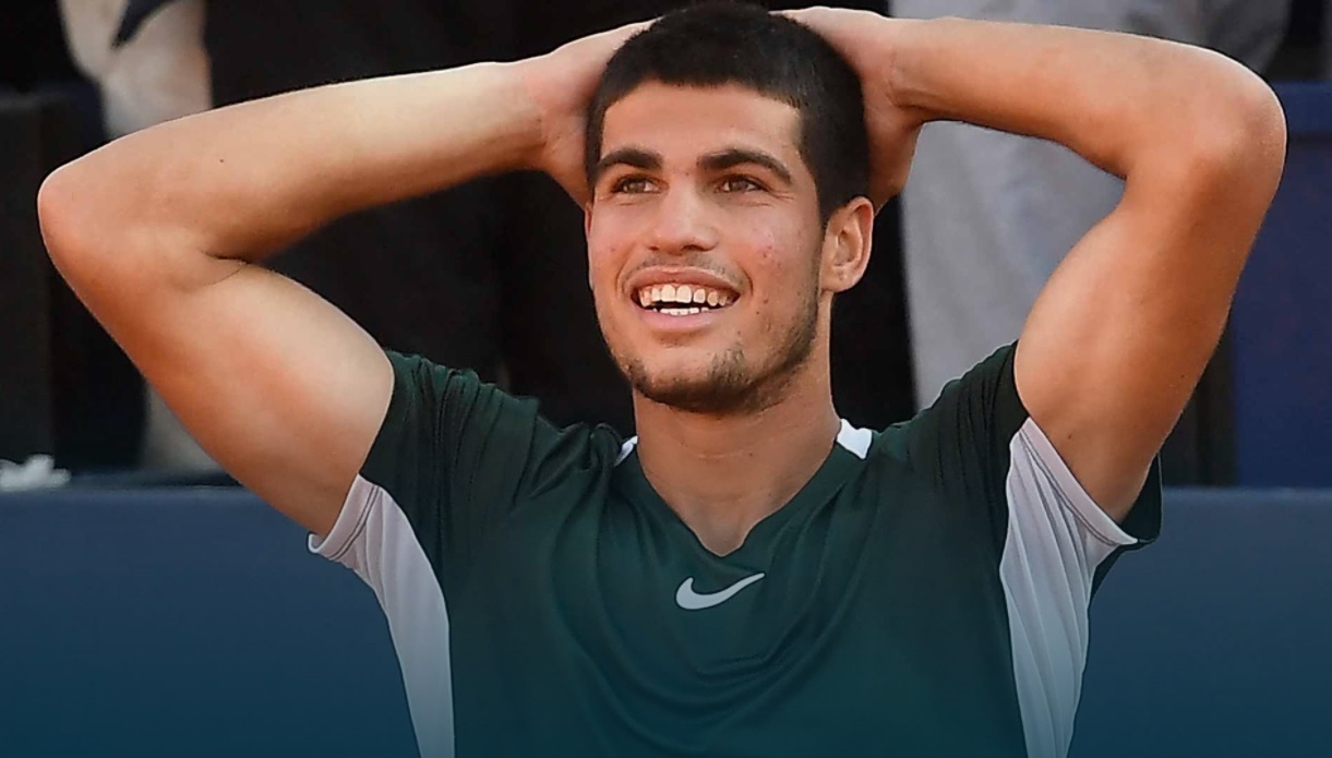 仅展现了球 仅展现了球