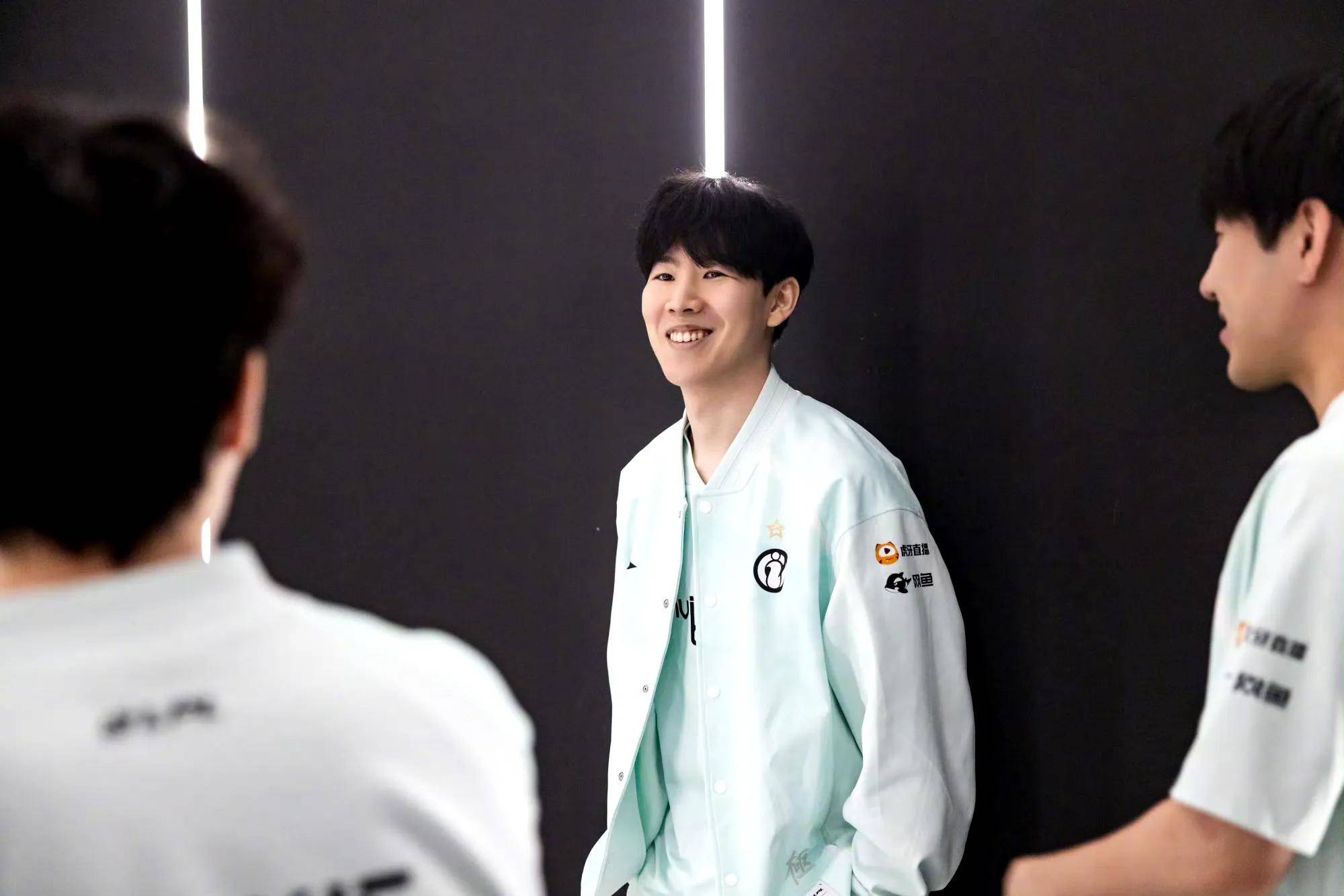 引发球迷关 引发球迷关