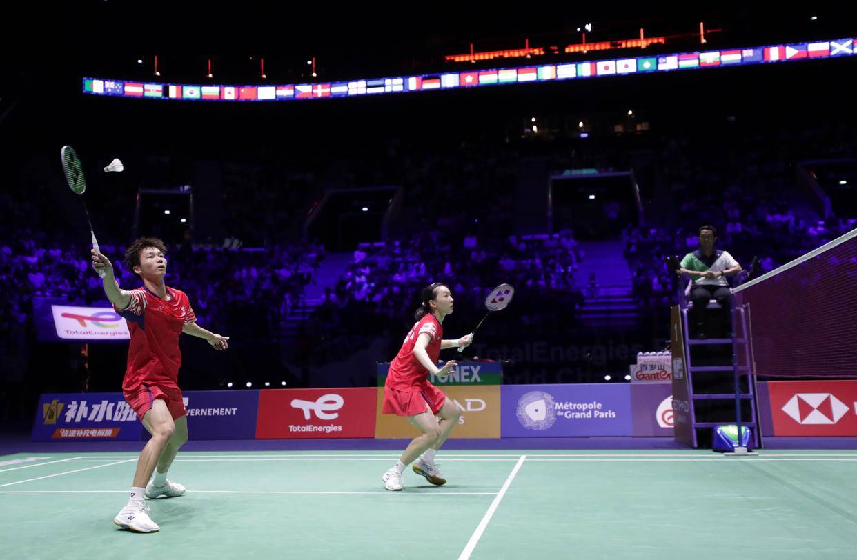 洲的强劲对 洲的强劲对